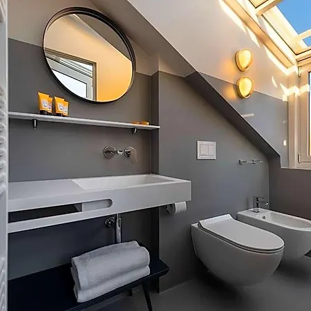 Velvet Grey Boutique 3* Milan