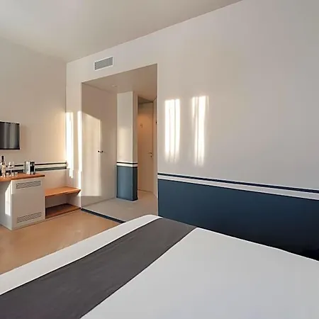 Velvet Grey Boutique Hotel