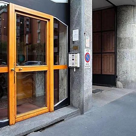 Porta Nuova 3* Mediolan