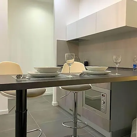Bossi Apart-hotel 4*