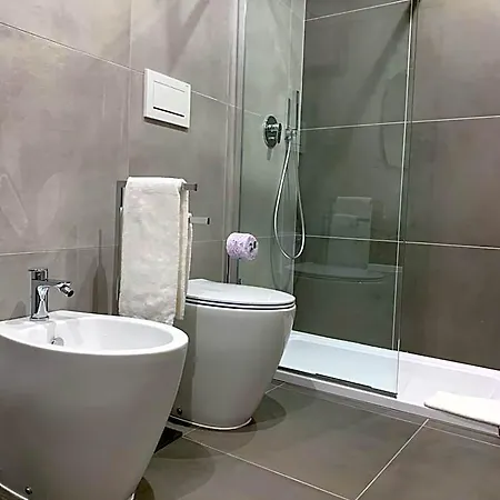 Bossi Apart-hotel 4*