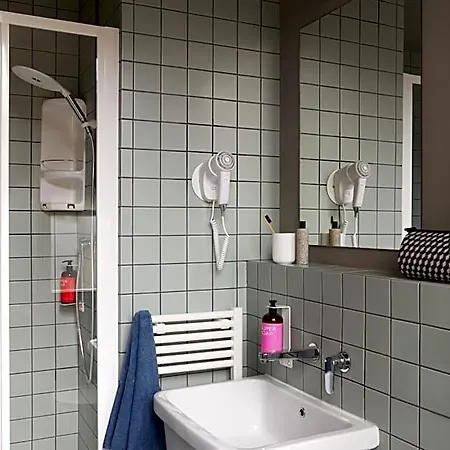 Combo Albergue Milão
