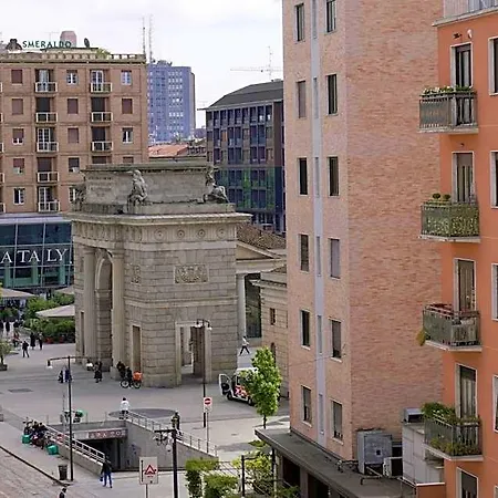 شقة Porta Garibaldi *