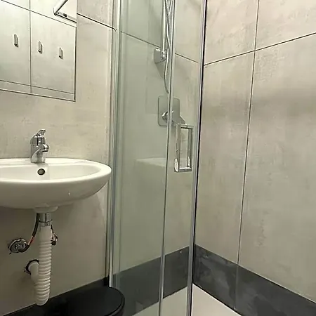 Brivio Hotel 2*