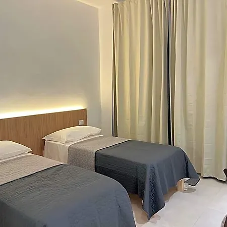 Brivio Hotel