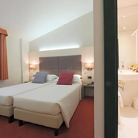 Campion Citylife Hotel