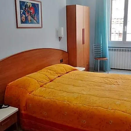 Hotel Hotel2000