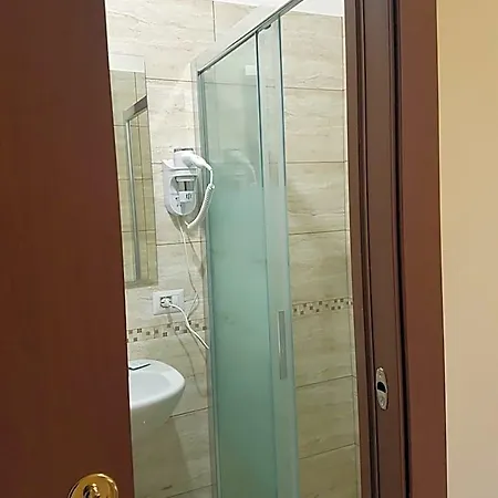 Emmy Hotel