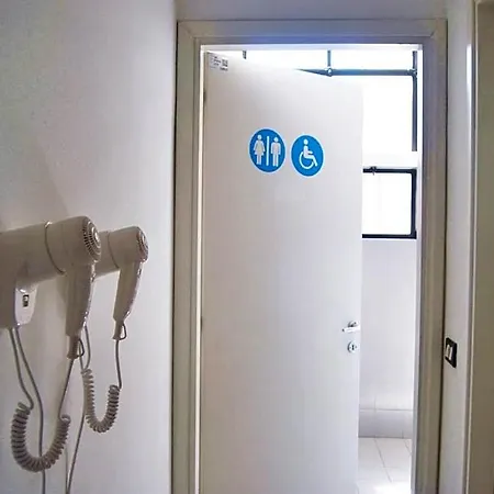 Hostel Mio *