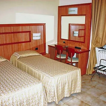 Piccolo Hotel 3*
