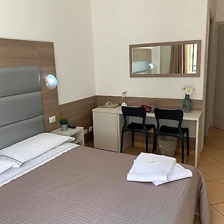 Hotel Siro 2*