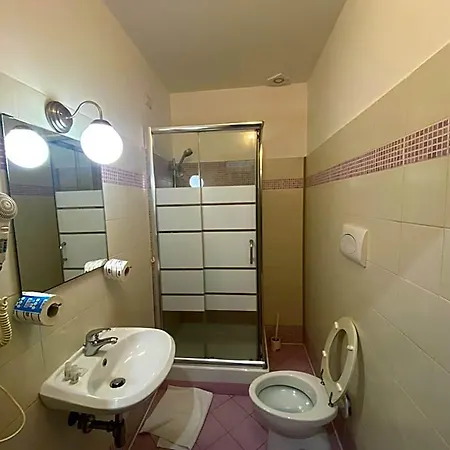Poma Hotel