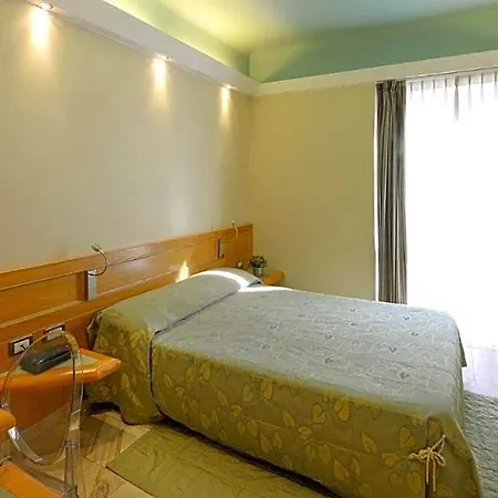 Sempione Hotel 3*