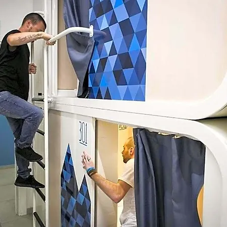 Albergue Ostelzzz Milão