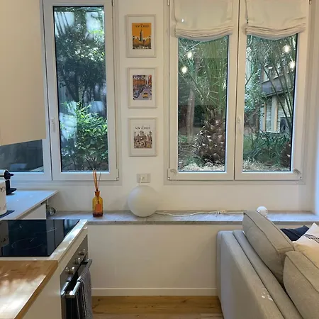 Apartment Visconti Di Modrone 18