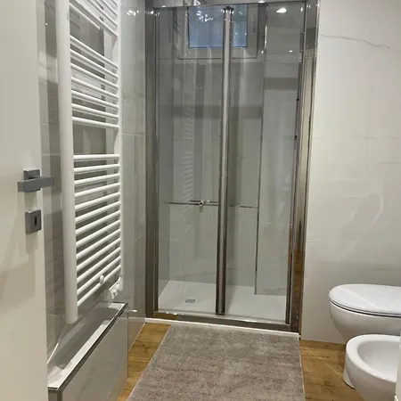 Apartment Visconti Di Modrone 18