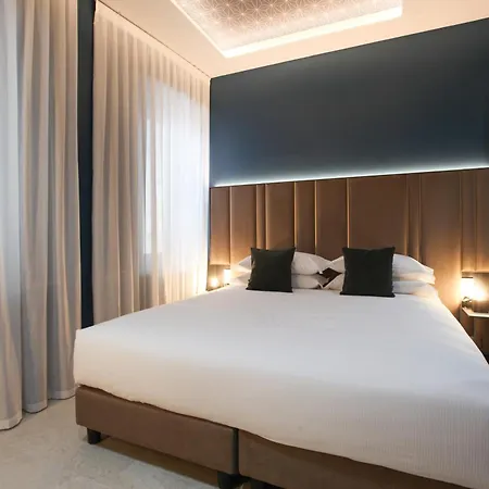The Floor Hotell