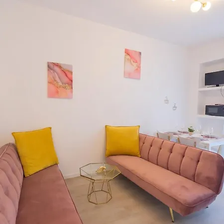 M4 Center - Design Washington - Self Check In - Wifi - Balcony - Ac - Milanoflats Διαμέρισμα