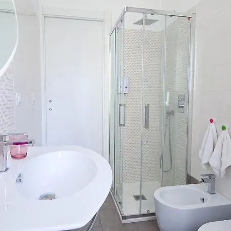 M4 Center - Design Washington - Self Check In - Wifi - Balcony - Ac - Milanoflats * Μιλάνο