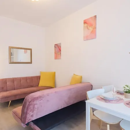 M4 Center - Design Washington - Self Check In - Wifi - Balcony - Ac - Milanoflats Μιλάνο