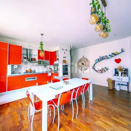 아파트 A Quiet And Loving Gem In The Center Of 밀라노