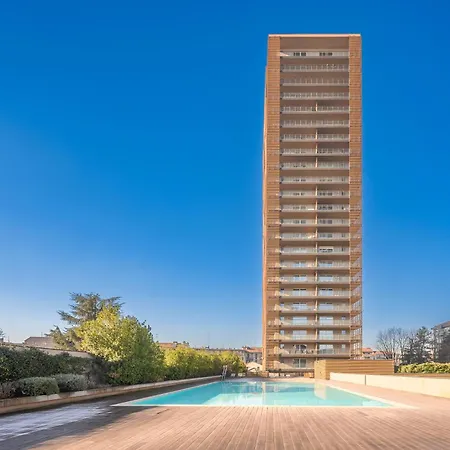 Giaxtower Gym & Pool Skyline View 20' Piano Apartment Milan