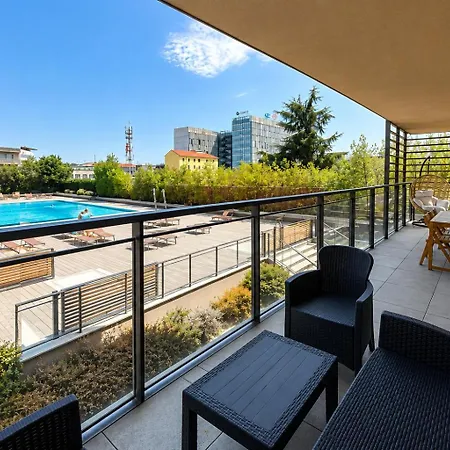 Giaxtower Gym & Pool Romantic Pool View 아파트 밀라노