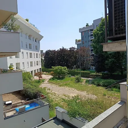 San Siro & Duomo 12 Minutes Appartement Milaan