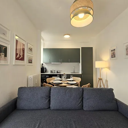 Yr Apartments - Ca' Granda - 1 Min Walk To Metro Apartment Milan