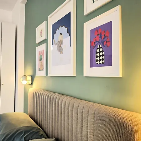 Yr Apartments - Ca' Granda - 1 Min Walk To Metro Apartment Milan
