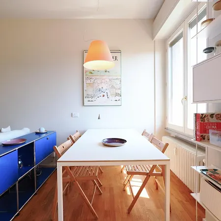 Contempora - Stylish One Bedroom In Garibaldi - Moscova Милан
