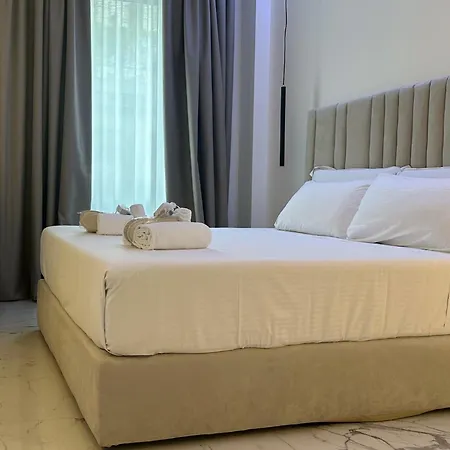 Duomo Hub - Boutique Guest With Self Check-in מילאנו