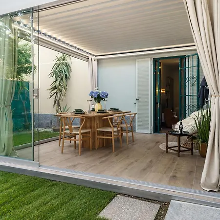 Navigli House-private Garden -quiet Oasis-sleeps 5 Nyaraló *