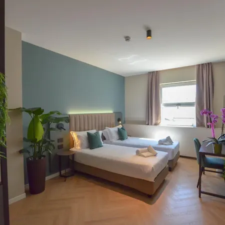 Cp - Hotel Milano
