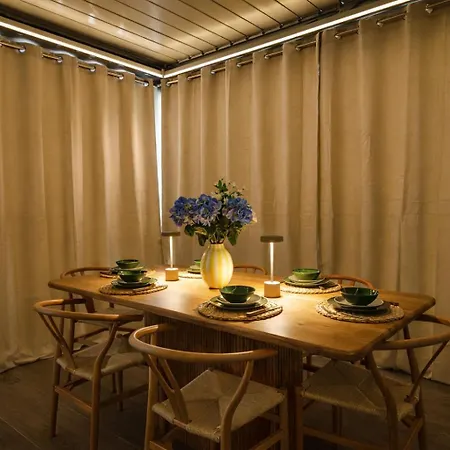 Navigli House-private Garden -quiet Oasis-sleeps 5