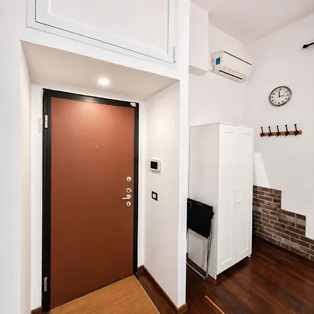 The Corner - Cozy -