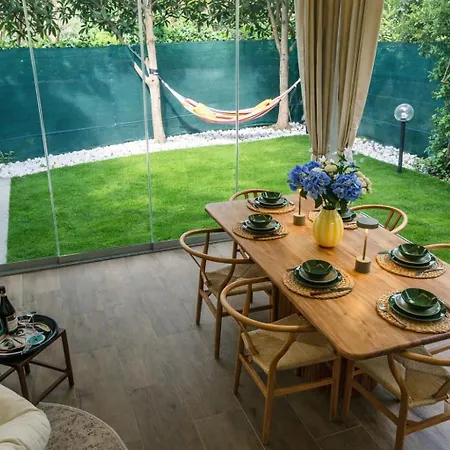 Navigli House-private Garden -quiet Oasis-sleeps 5 Nyaraló
