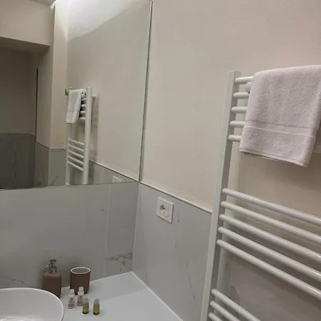 Navigli - Leobrothers - Pavia 1 3* 밀라노