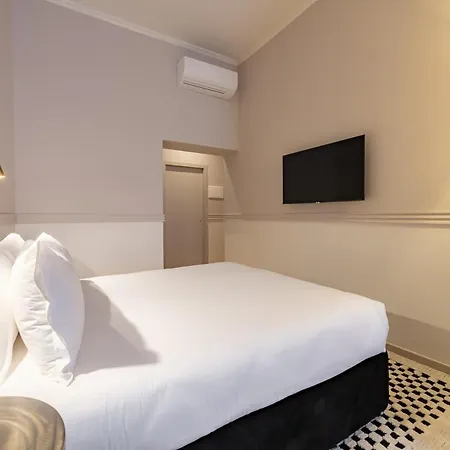 Agnello 3* ميلان