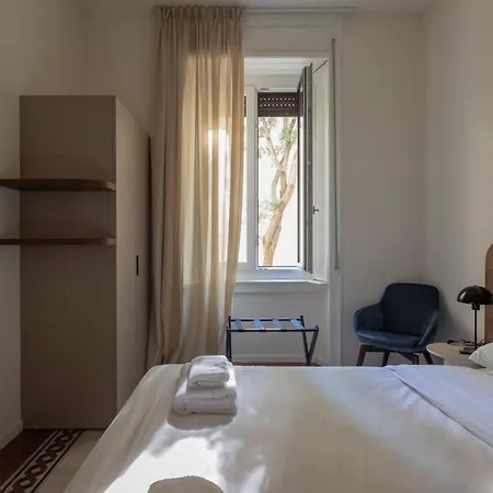 Hotel apartamentowy Hotiday Crocetta Mediolan