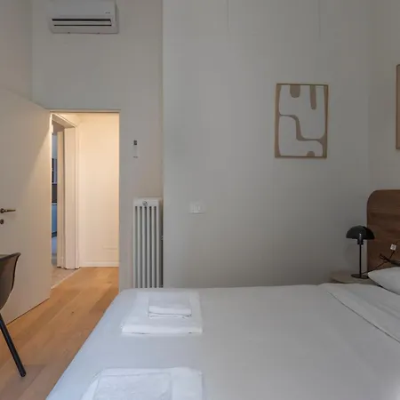Hotiday Porta Romana Aparthotel 3*