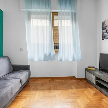 Modern With Air Conditioning Appartement *