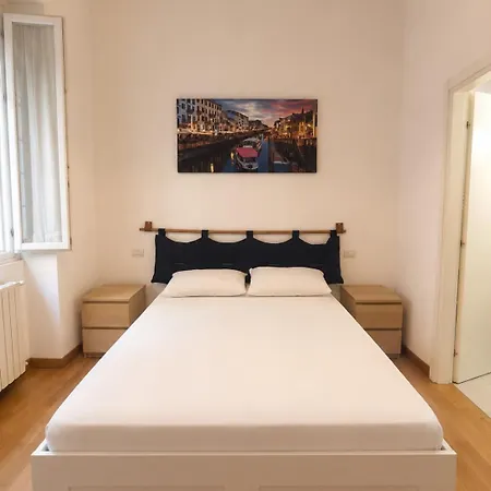 And Quite Flat With 2bdr, 2bath, Self Checkin Connected To Linate And Duomo In 5 Mins