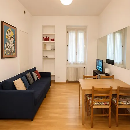 And Quite Flat With 2bdr, 2bath, Self Checkin Connected To Linate And Duomo In 5 Mins Appartamento