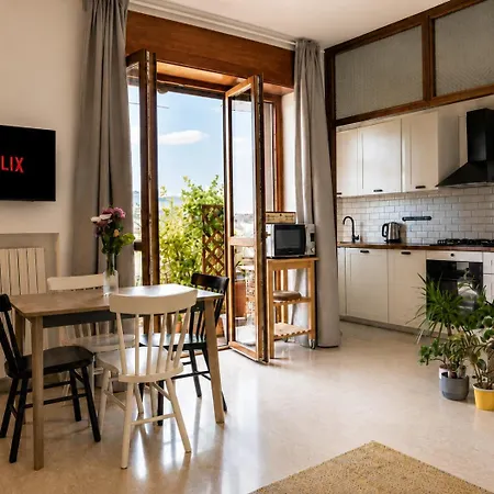 Apartamento Balcony In Navigli Milão