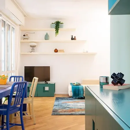 Elegant With Walk-in Closet - Long Apartamento Milão