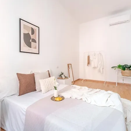 Two-bedroom Arco Flat With Free Parking Appartement *