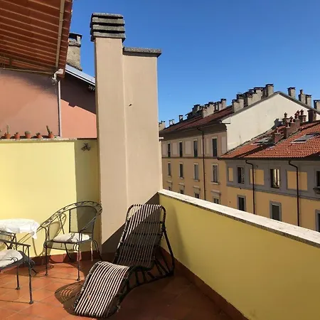 Navigli With Terrace Apartamento Milão