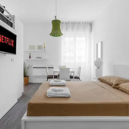 Loft Moderno - Metro M1 - Duomo 15 Min Apartament *