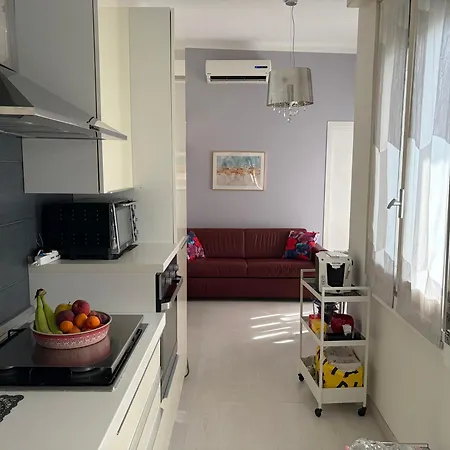 شقة Bilo Con Terrazzo Certosa 34 *